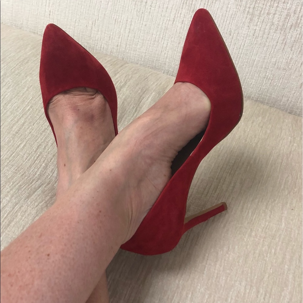 Vince Camuto Red Suede Heels size 7